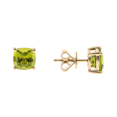 10KYG SQ PERIDOT STUDS