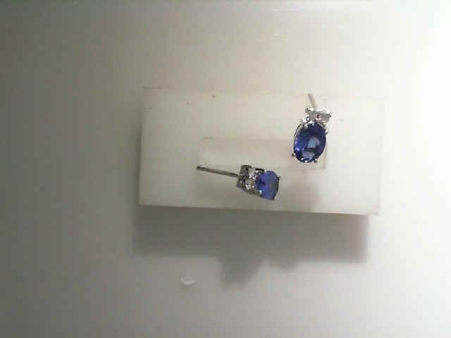 18KWG TANZ AND DIA OVAL STUDS T=2.50 D=.15CTTW