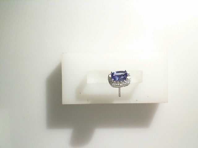 18KWG TANZ AND DIA RECTANGULAR DIA STUD HALO EARRING T=1.91 D=.38CTTW