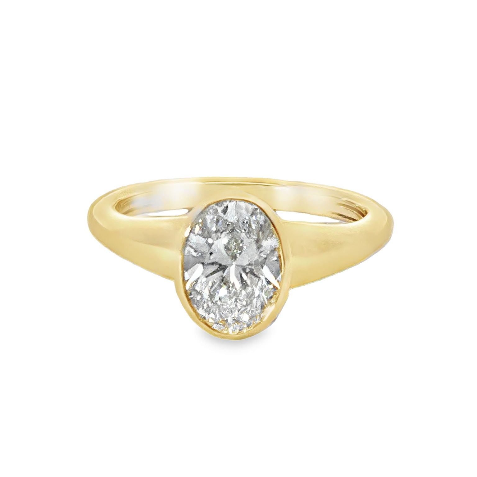 Lab Grown - 14Ky 1 5/8Cttw E VVs2 Bezel Set Oval W/Hidden Halo
Ov=1.50Ct Lg688509156