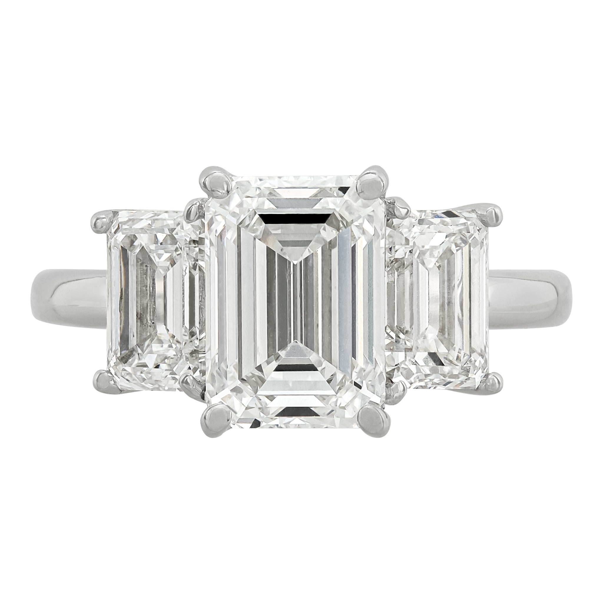 Lab Grown - 14Kw 5.12Cttw E/C 3 Stone Ring
1E/C=3.10Ct F Vvs2 Lg617474245
1E/C=1.01Ct G Vs1 Lg602300354
1E/C=1.01Ct F Vs1 Lg607301653