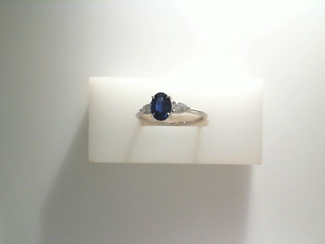Platinum Oval Sapphire and Diamond Eing